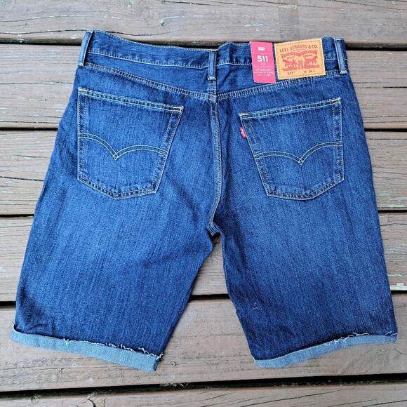 Size 36 Levi's Men's 511 Performance Jean Denim Cutoff Shorts NWT - Picture 1 of 8